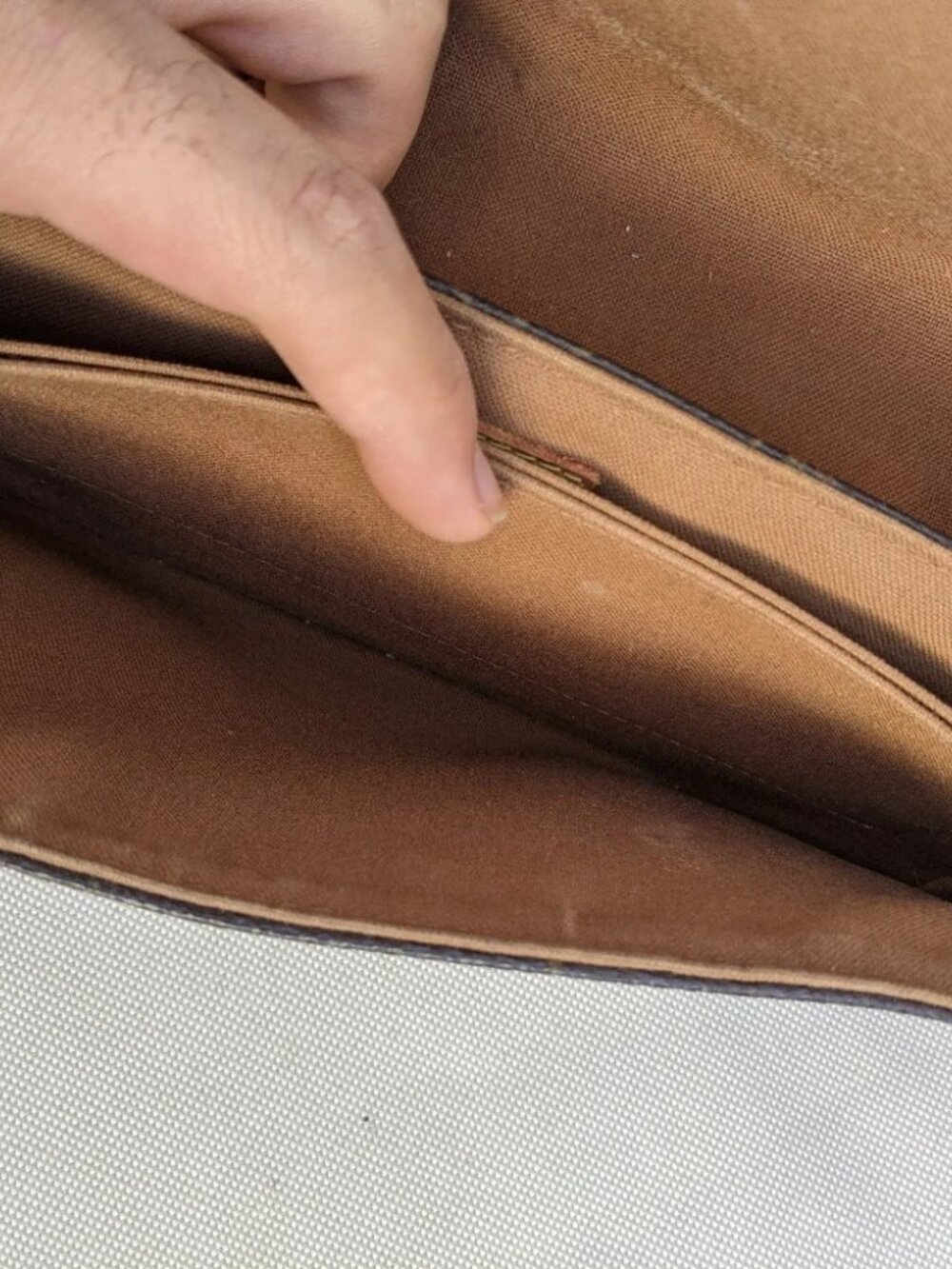 Louis Vuitton Shoulder Bag Murrell - Picture 12 of 16
